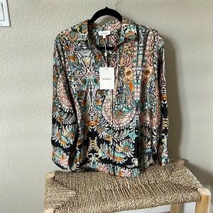 NWT BOHME silky blouse, Size L.